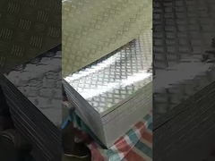 ASTM 5056 এমবসড সারফেস অ্যালুমিনিয়াম চেকার্ড প্লেট 500 মিমি প্রস্থ সিঁড়ির জন্য